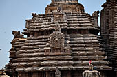 Orissa - Bhubaneswar, Lingaraj Temple. The jagamohana with its tall pyramidal roof. 