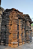 Orissa - Bhubaneswar. Temples clustered around the Papanashini Kund, Maitresvara (?) Temple. 