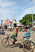 Orissa - Puri, the Grand road. The main street of Puri lined with bazaars and stalls the road is is usually jammed with pilgrims.