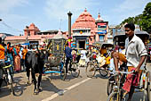 Orissa - Puri, the Grand road. The main street of Puri lined with bazaars and stalls the road is is usually jammed with pilgrims.