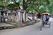 Orissa - Puri, around the holy tank called Narendra Sagar. 