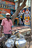 Orissa - Puri, walking from Jagannatha to the beach. 