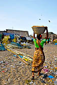 Orissa - Puri, the fishing village. 