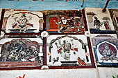 Orissa - Raghurajpur. Murals. 