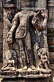 Ratnagiri - entrance porch of the main monastery - headless image of Avalokiteshvara