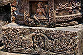 Ratnagiri - The main monastery. Stone sculptures of the courtyard. Decorative details. 