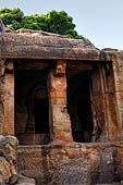 Khandagiri hill, the Tentuli Gumpha (Cave n4).