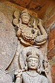 Udayagiri - Maha Stupa. Inside one of the four niches Abhisambhodi - Vairocana flanked by Manjusri and Kisitigarbha. 