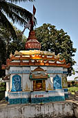 Orissa - The village of Hirapur. Small Shiva Temple. 