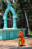 Orissa - Village life, along the road from Bhubaneswar to Puri. 