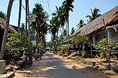 Orissa - Village life, along the road from Bhubaneswar to Puri. 