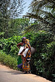 Orissa - Village life, along the road from Bhubaneswar to Puri. 