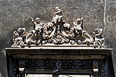 Catania Palazzo Biscari - the main courtyard at the entrance of the palace.