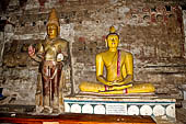 Dambulla cave temples - Cave 2, Maharaja Vihara (Temple of the Great Kings) 