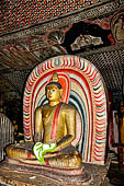 Dambulla cave temples - Cave 2, Maharaja Vihara (Temple of the Great Kings)