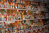 Mulkirigala cave temples - The second cave of the first terrace contains beautiful Kandyan-style paintings of Jataka stories.