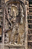 Polonnaruwa - the Vatadage. Detail of the guardstone of the western stairway. 