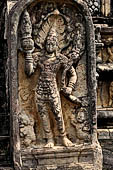 Polonnaruwa - the Vatadage. Detail of the guardstone of the western stairway. 