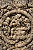 Polonnaruwa - The Atadage. Details of the carved pillars.