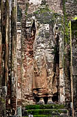 Polonnaruwa - The 14m standing Buddha statue inside the Lankatilaka. 