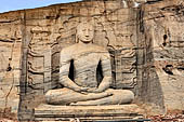 Polonnaruwa - Gal Vihara. The large seated Buddha. 