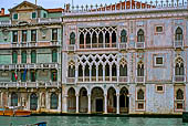 Venezia, la Ca d'Oro sul Canal Grande vista da riva dell'Oglio.