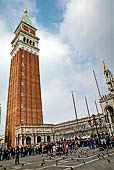 Venezia, Piazza S. Marco, campanile di S.Marco e la loggetta